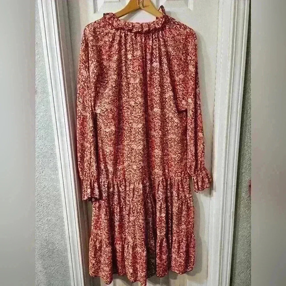 NWT O.P.T FLORAL MIDI DRESS - Picture 5 of 5